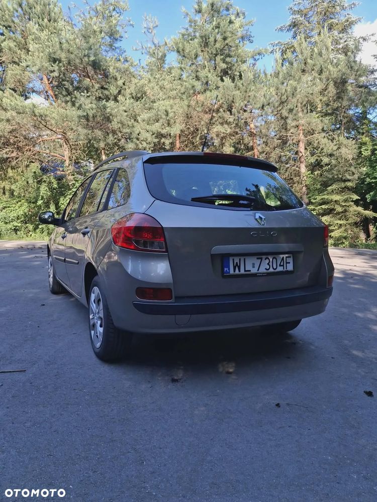 Renault Clio 1.5 dCi Alize - 6