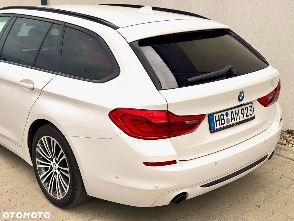 BMW Seria 5 520d xDrive Sport Line sport - 13