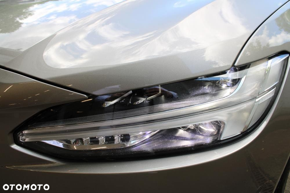 Volvo V90 - 23