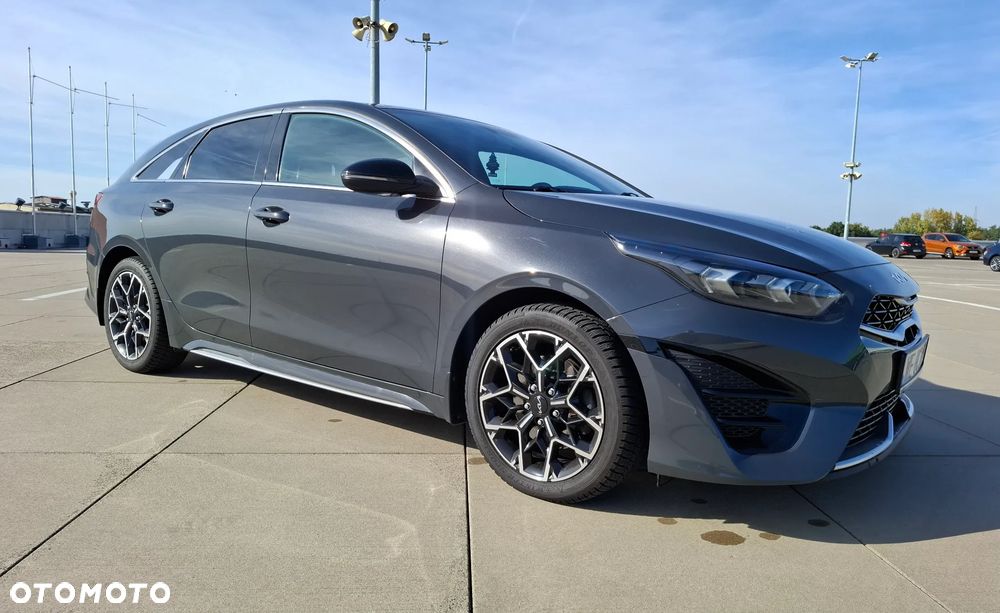 Kia ProCeed 1.5 T-GDI GT Line - 11