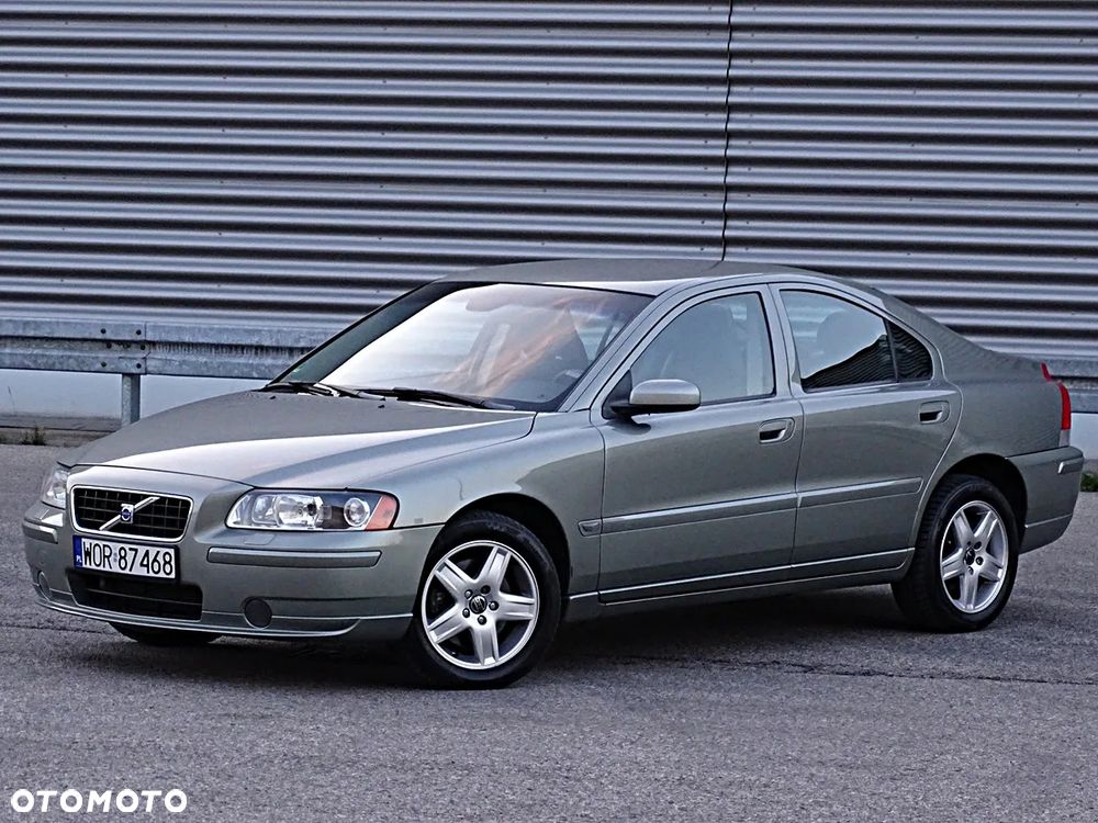 Volvo S60 2.4 Momentum - 12