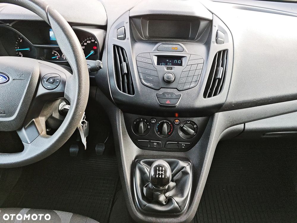 Ford Tourneo Connect 1.5 TDCi Start-Stop Titanium - 25
