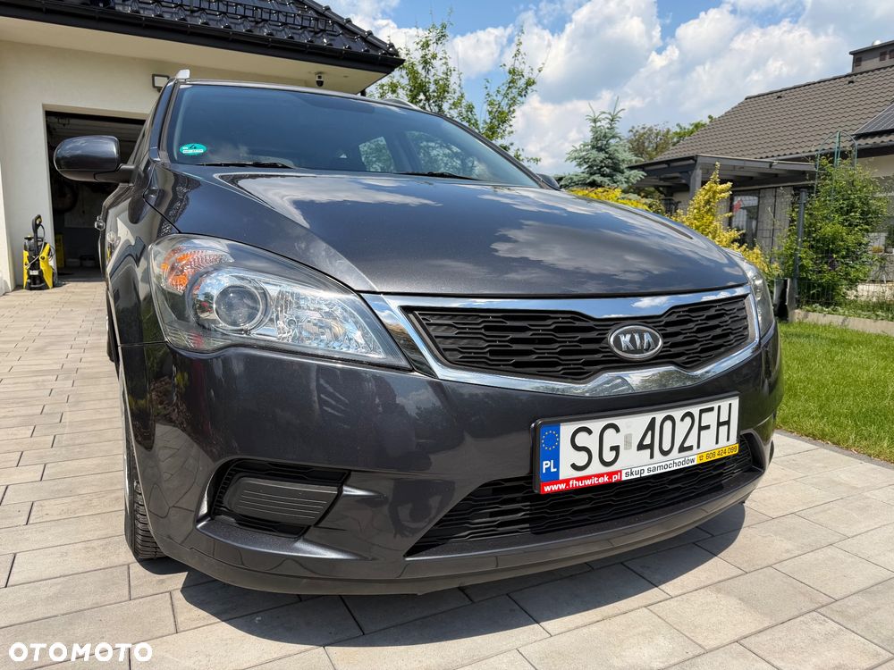 Kia Ceed 1.4 Comfort + - 6