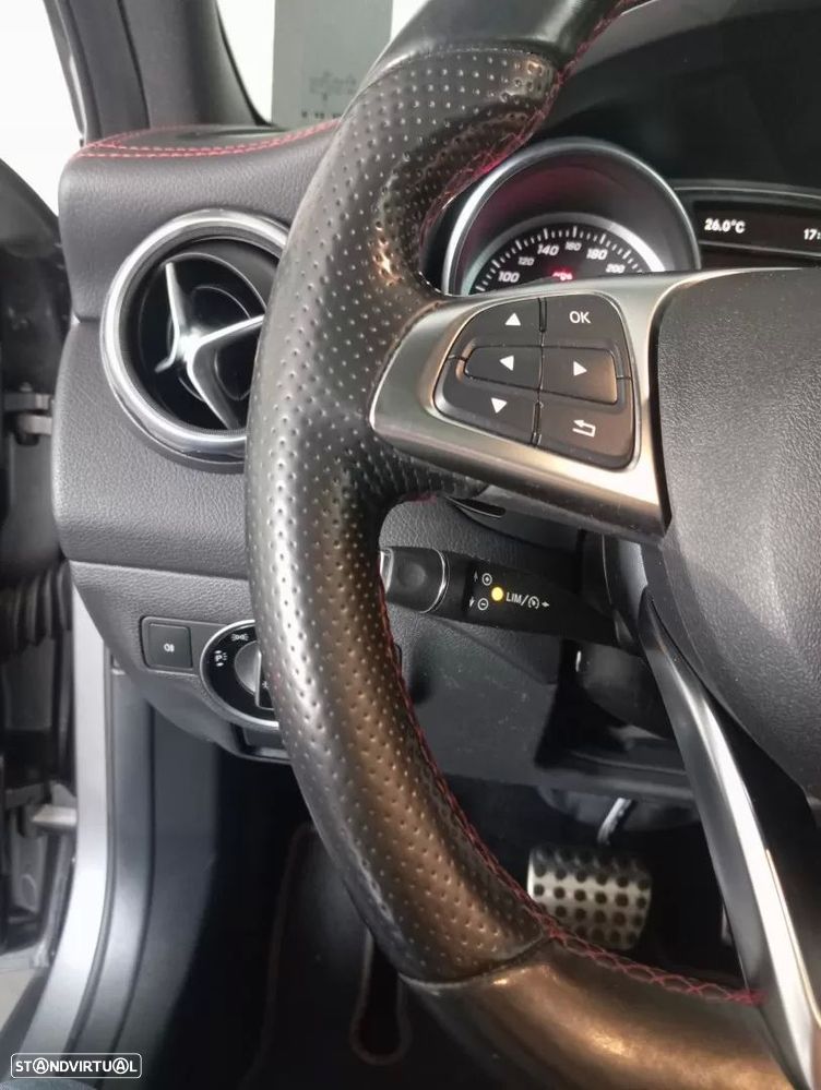 Mercedes-Benz GLA 220 CDI AMG Line - 15