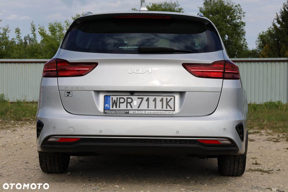 Kia Ceed 1.5 T-GDI M - 9