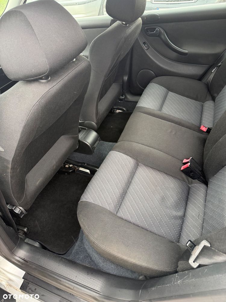 Seat Leon 1.9 TDI 150 Sport - 13