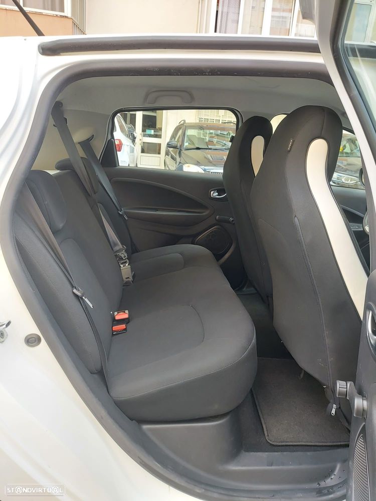 Renault Zoe - 14
