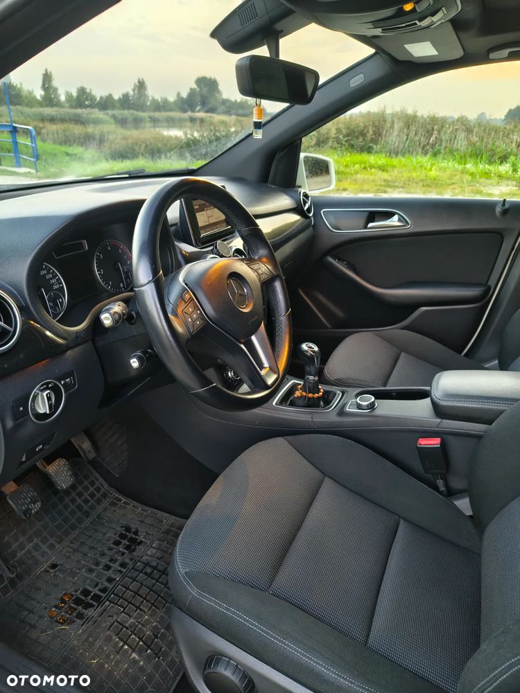 Mercedes-Benz Klasa B 180 CDI (BlueEFFICIENCY) - 6