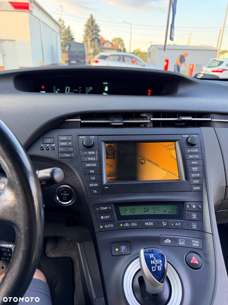 Toyota Prius - 13