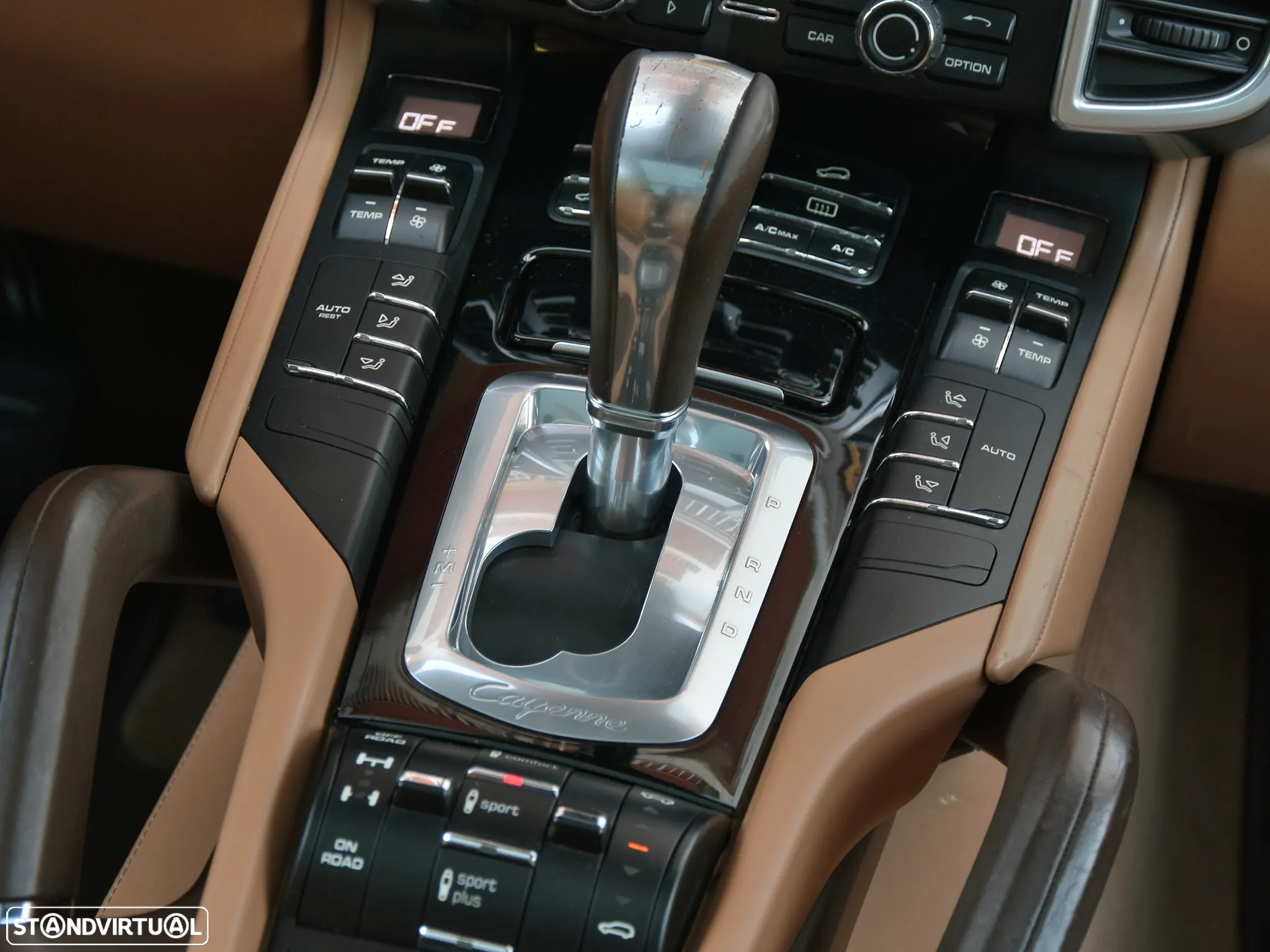 Porsche Cayenne Platinum Edition - 15