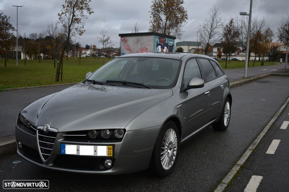 Alfa Romeo 159 Sportwagon 1.9 JTDm 16V Elegante - 6