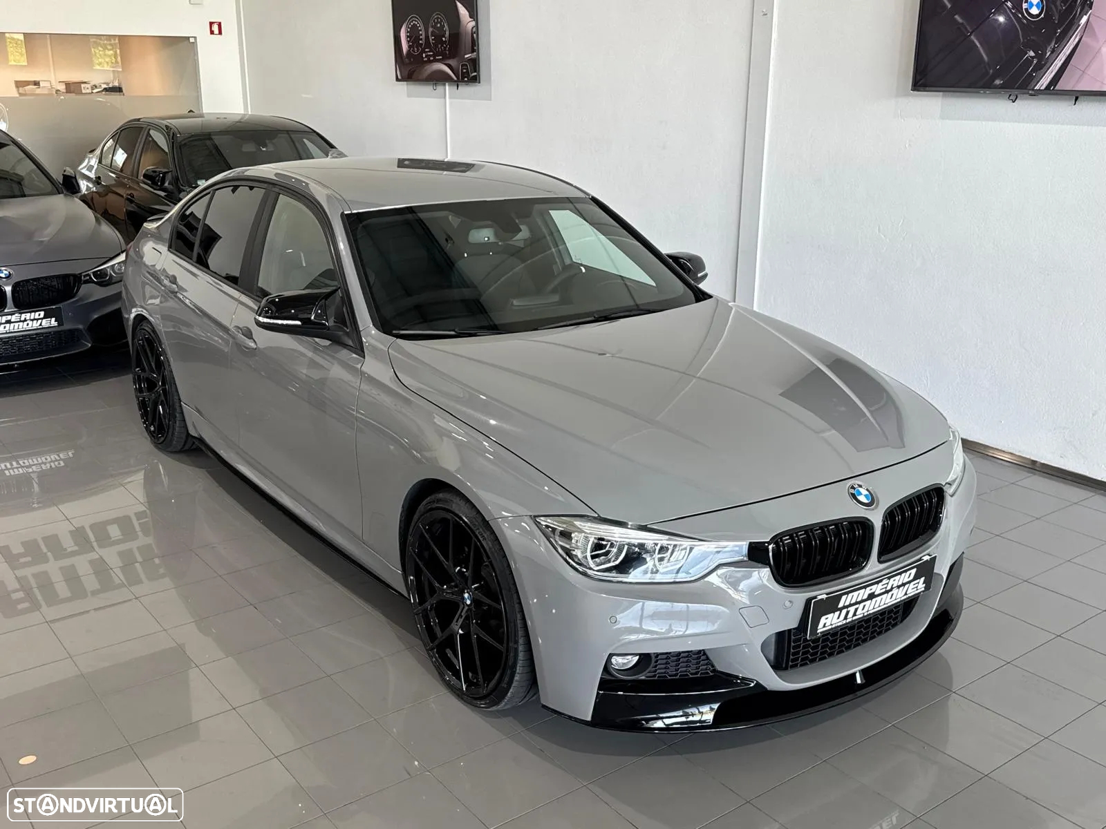 BMW 330 e iPerformance Pack M - 3