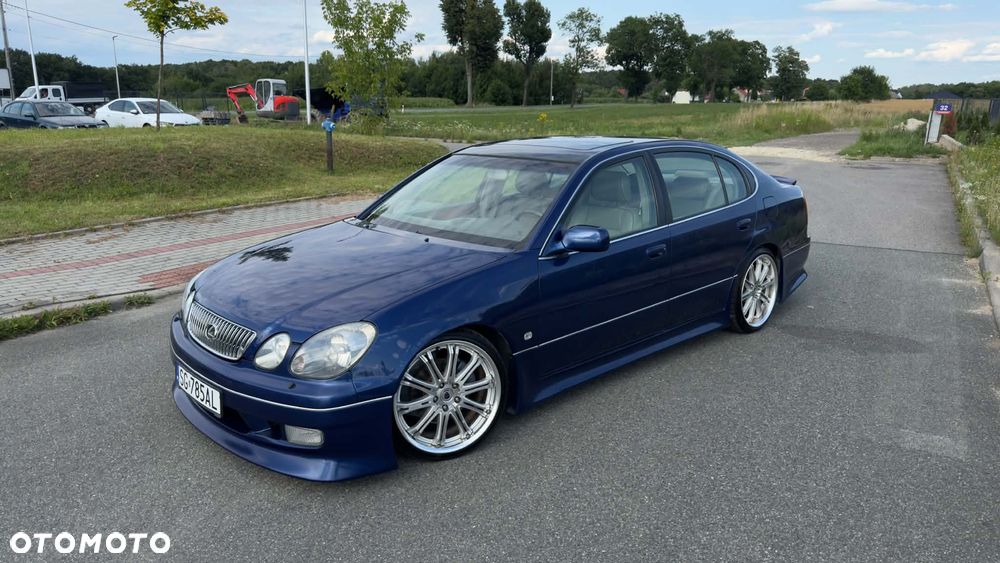 Lexus GS - 4