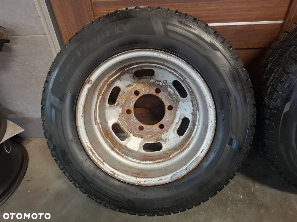 Koła 4x felgi z oponami Iveco Daily bliźniak 2016 rok opony Hankook zima 195/75/R16C bieżnik opon komplet po 5mm - 2