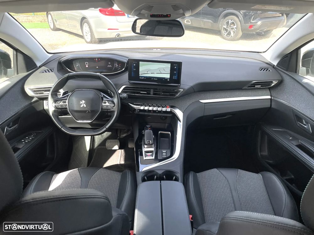Peugeot 5008 1.5 BlueHDi Allure Pack EAT8 - 9