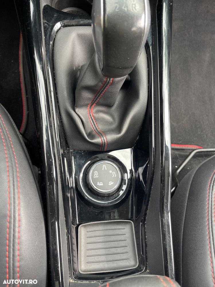 Peugeot 2008 1.2 PureTech Turbo GT-Line - 14