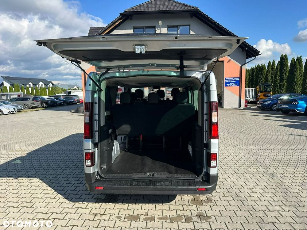 Renault Trafic - 12