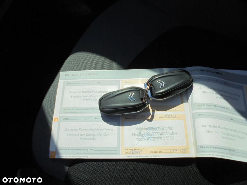 Citroën C4 Picasso HDi 150 FAP Business Class - 37