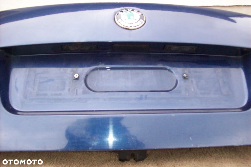 KLAPA BAGAŻNIKA SKODA OCTAVIA II HB - 6