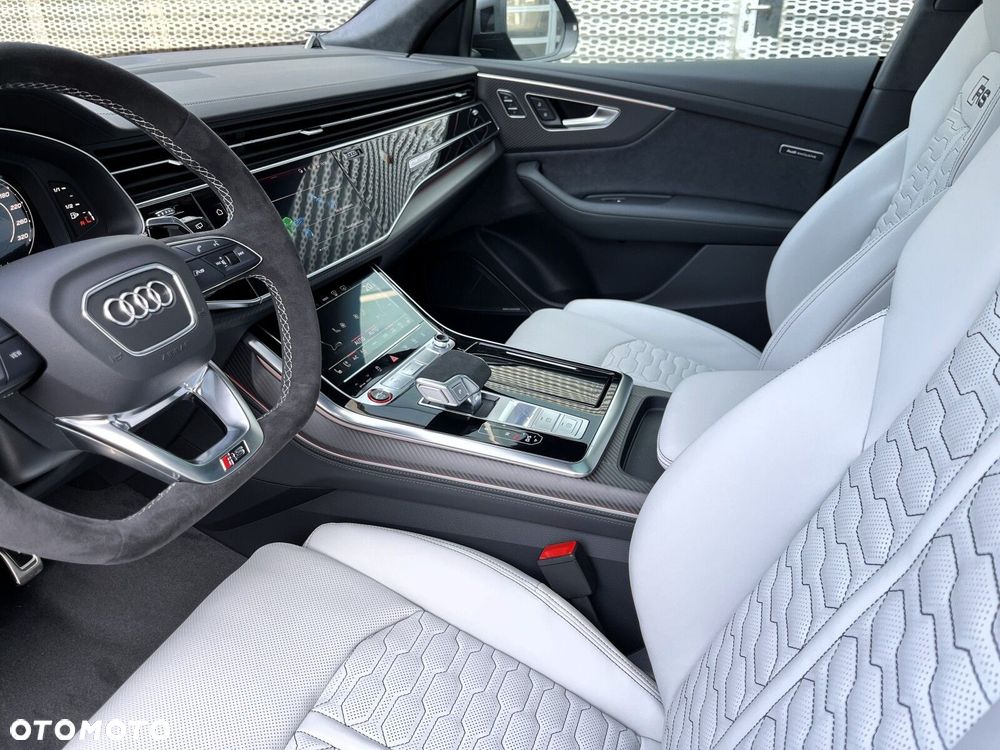 Audi RS Q8 - 17