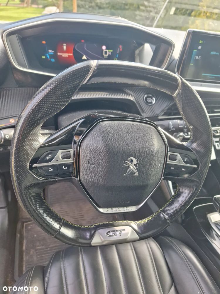 Peugeot 2008 e-2008 GT - 17