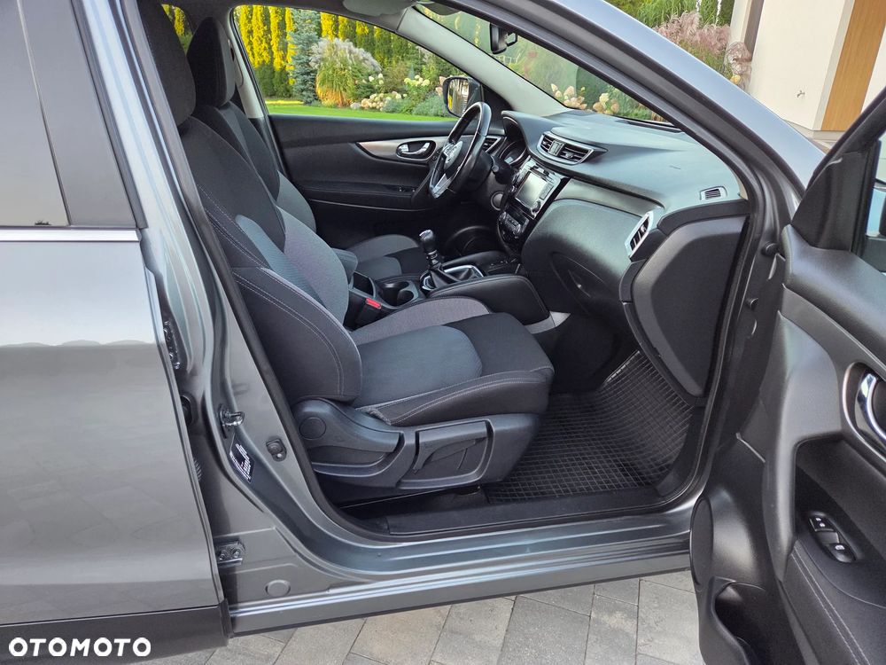 Nissan Qashqai 1.6 DCi 4x4 Tekna - 3