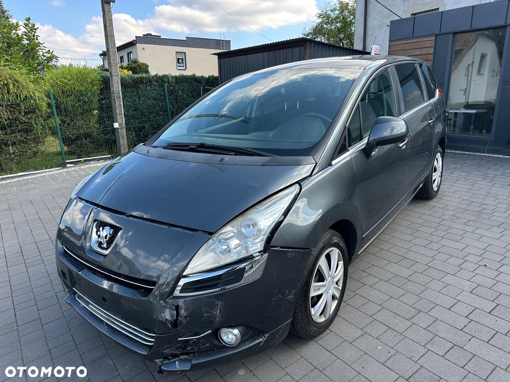 Peugeot 5008 1.6 HDi Premium - 1