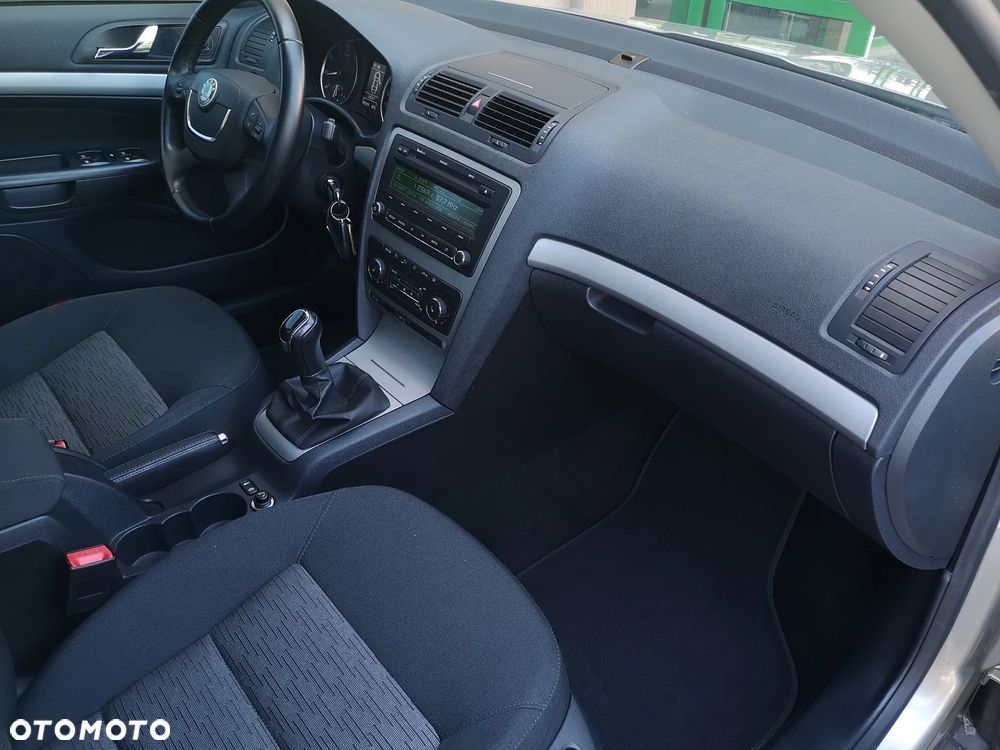 Skoda Octavia 1.2 TSI Ambiente - 13
