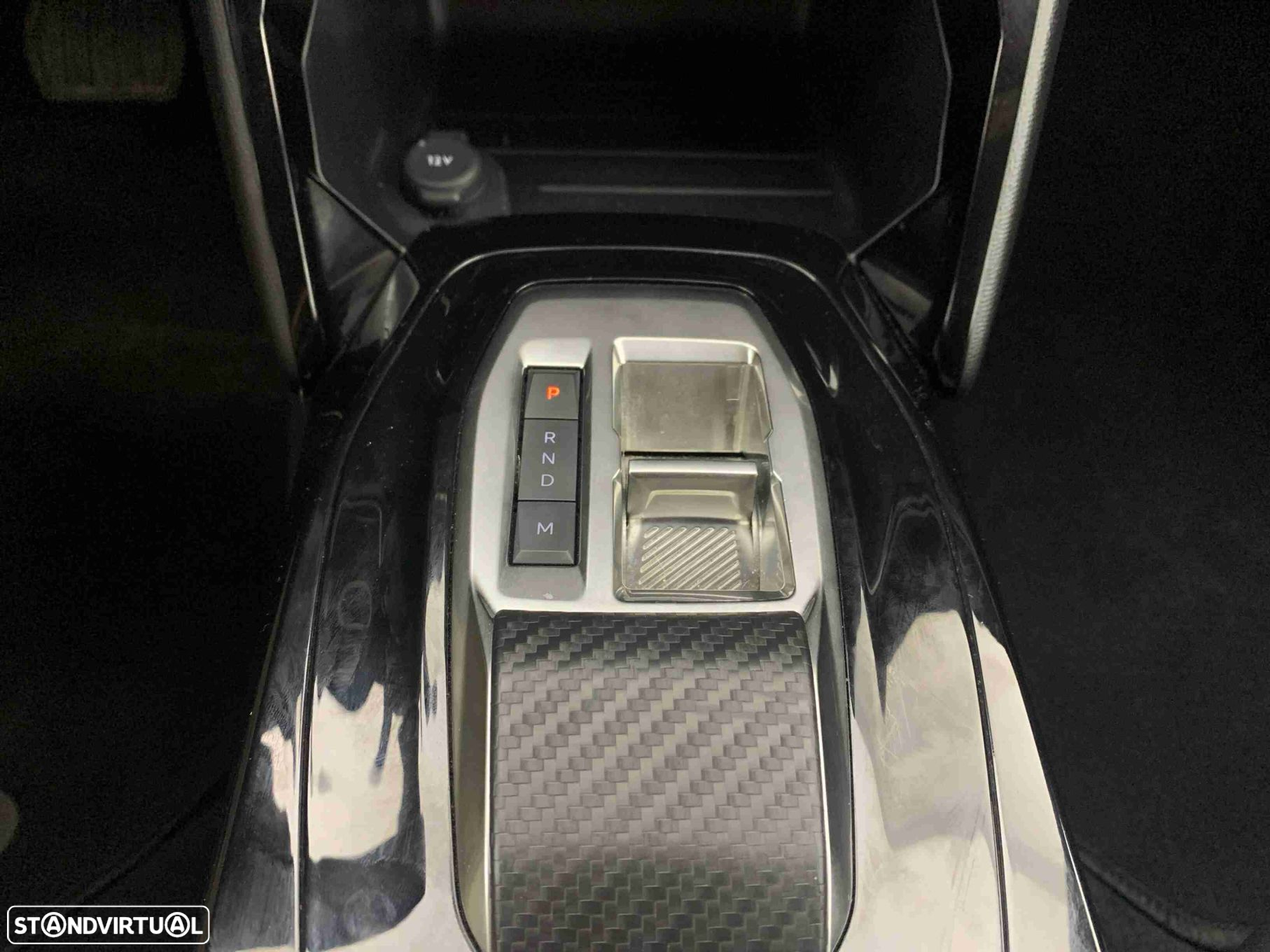 Peugeot 2008 1.2 PureTech Allure EAT8 - 10