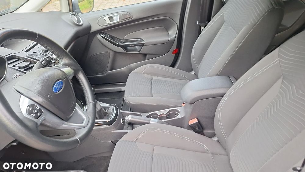 Ford Fiesta 1.4 Titanium EU6 - 12