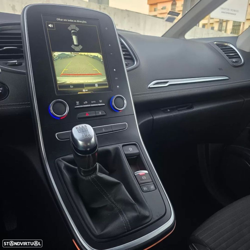 Renault Grand Scénic 1.6 dCi Intens SS - 23