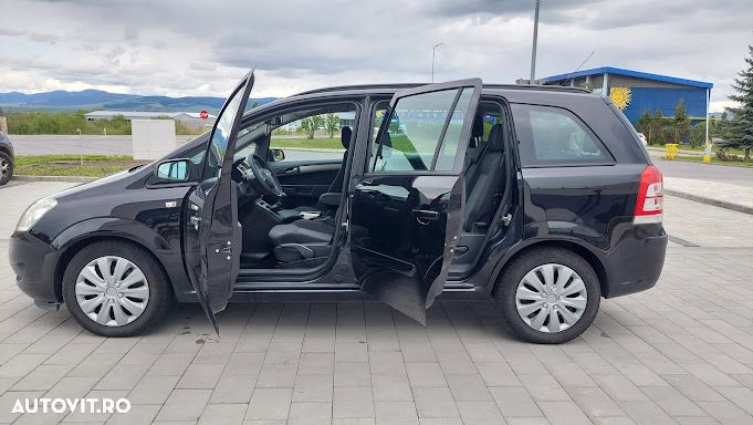 Opel Zafira - 8