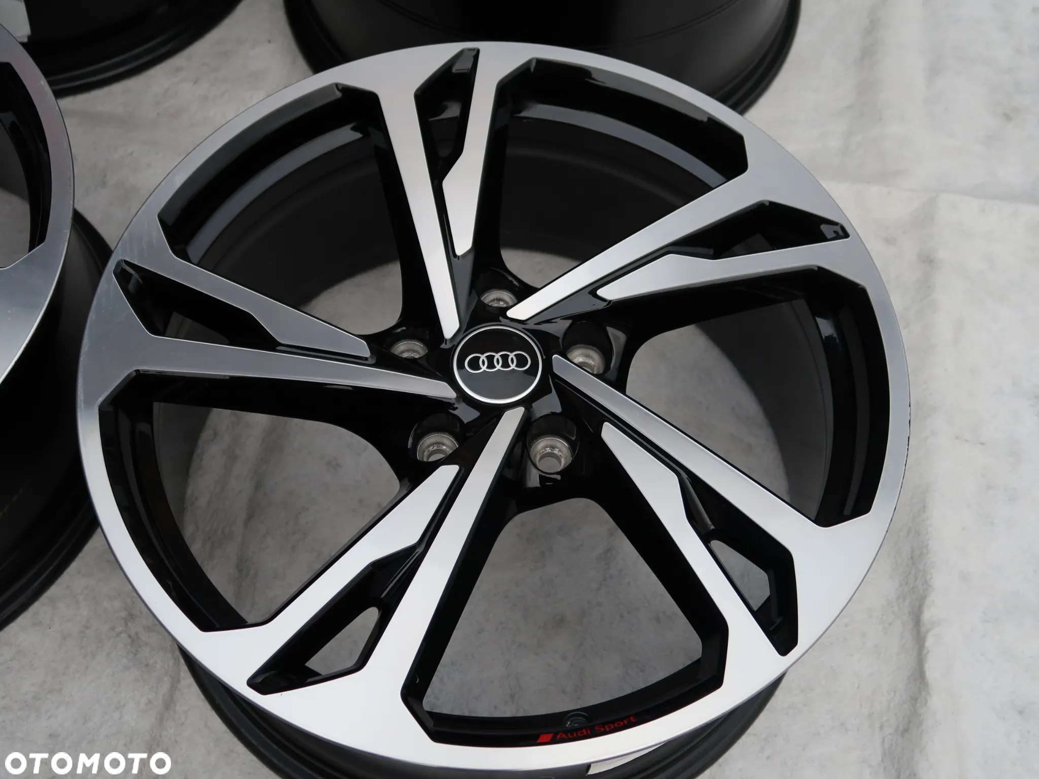 Felgi Audi E-tron RS GT  20'' Audi sport - 9