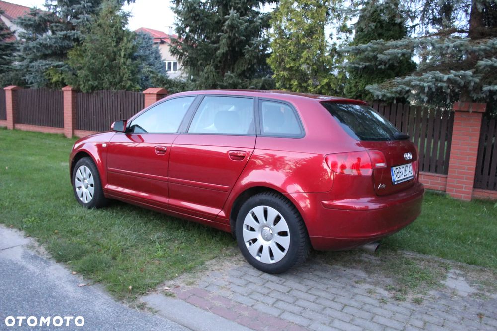 Audi A3 Sportback 1.6 Ambiente - 5