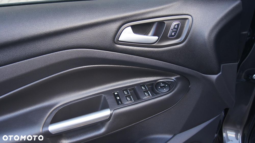 Ford Kuga 1.5 EcoBoost 4WD Titanium Plus - 12