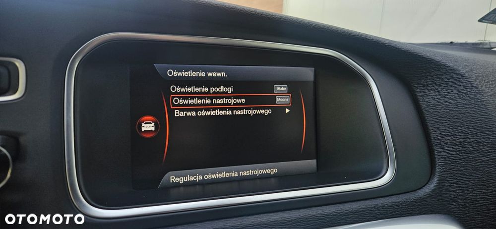 Volvo V40 D2 Summum - 37