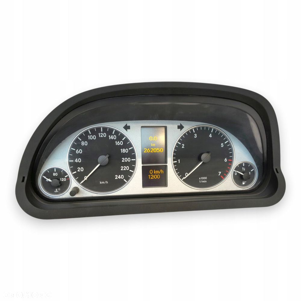 LICZNIK ZEGARY A1695407247 Mercedes W245 1.7 B Benzyna 262 050km europa - 1