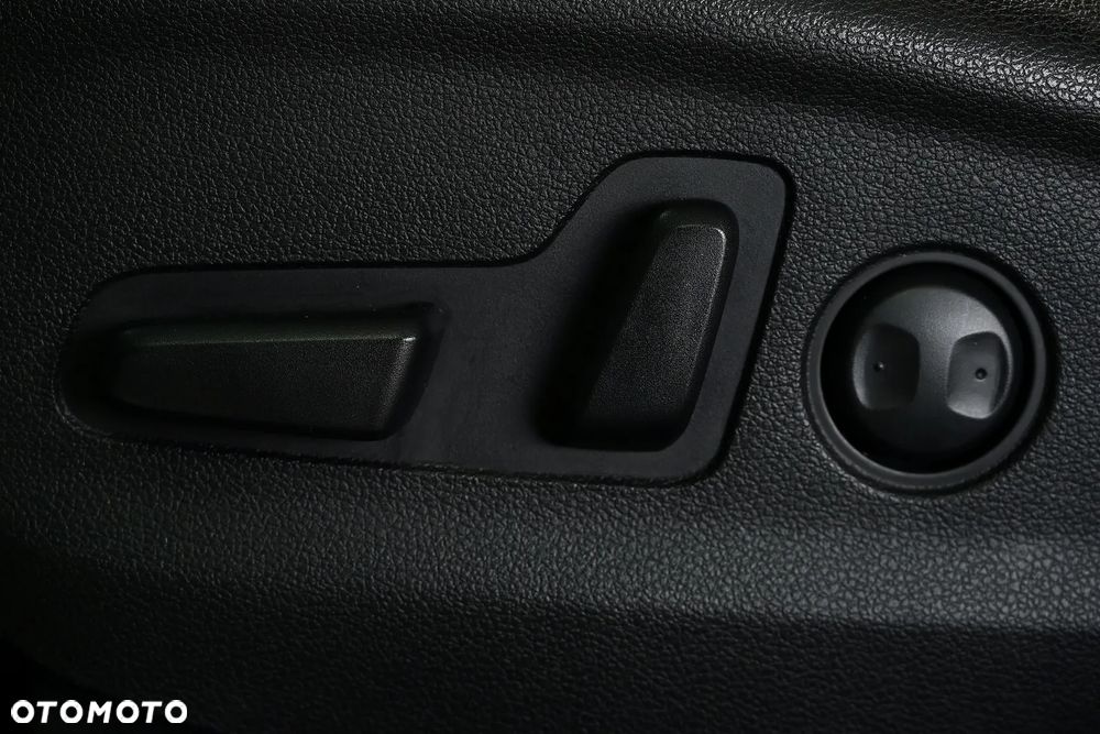 Hyundai Tucson 1.7 CRDI BlueDrive Style 2WD - 30