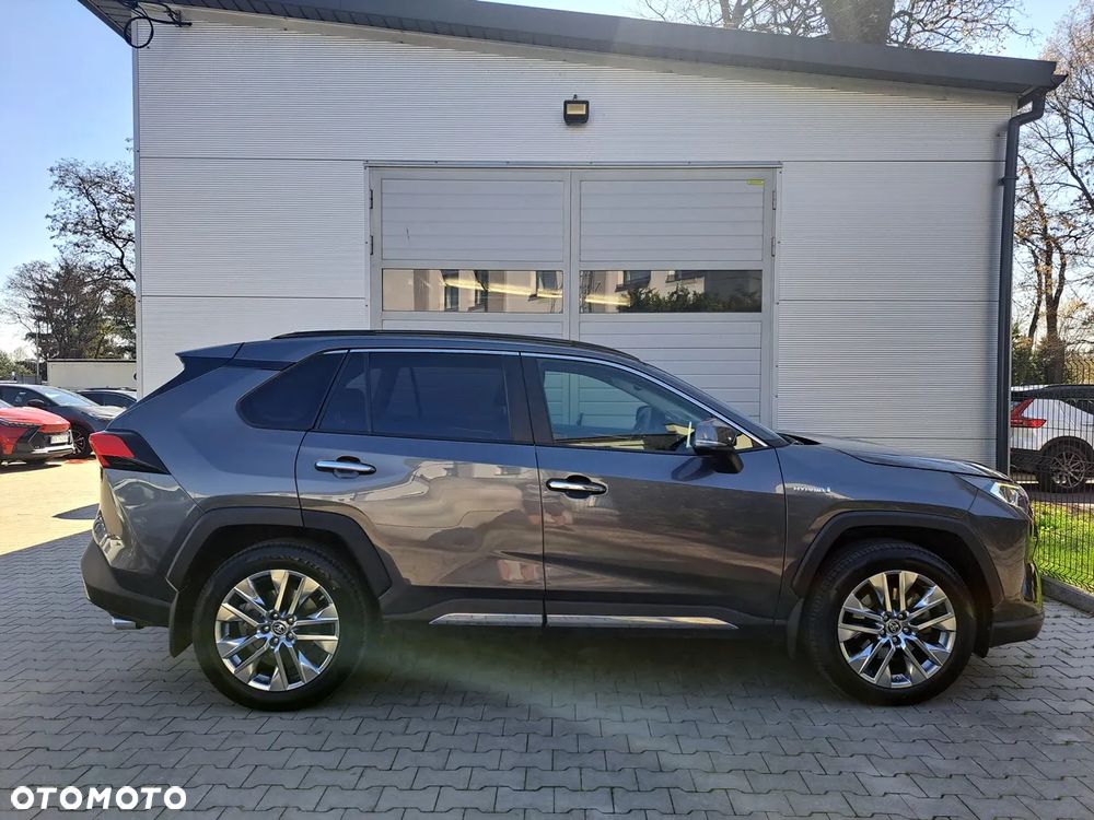 Toyota RAV4 - 3
