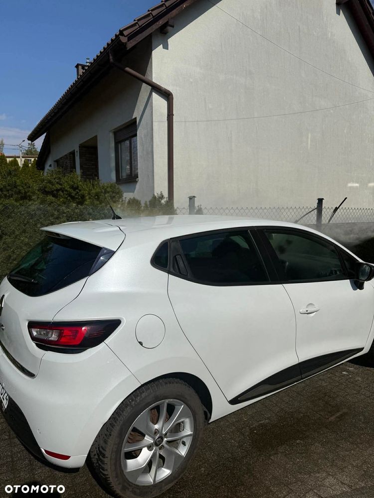 Renault Clio 1.2 Enegry TCe Limited - 12