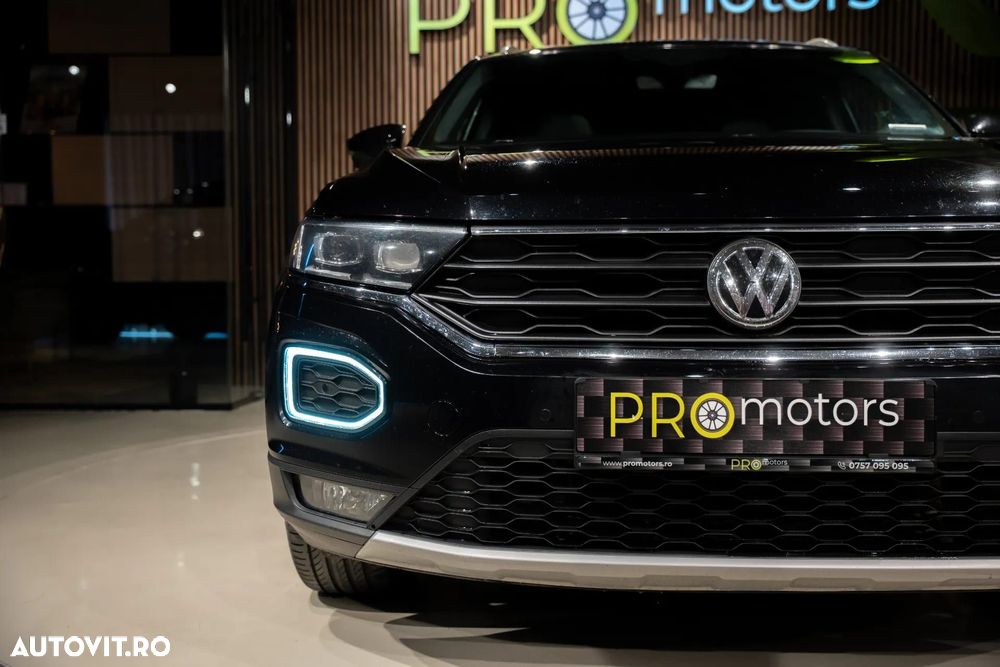 Volkswagen T-Roc - 8