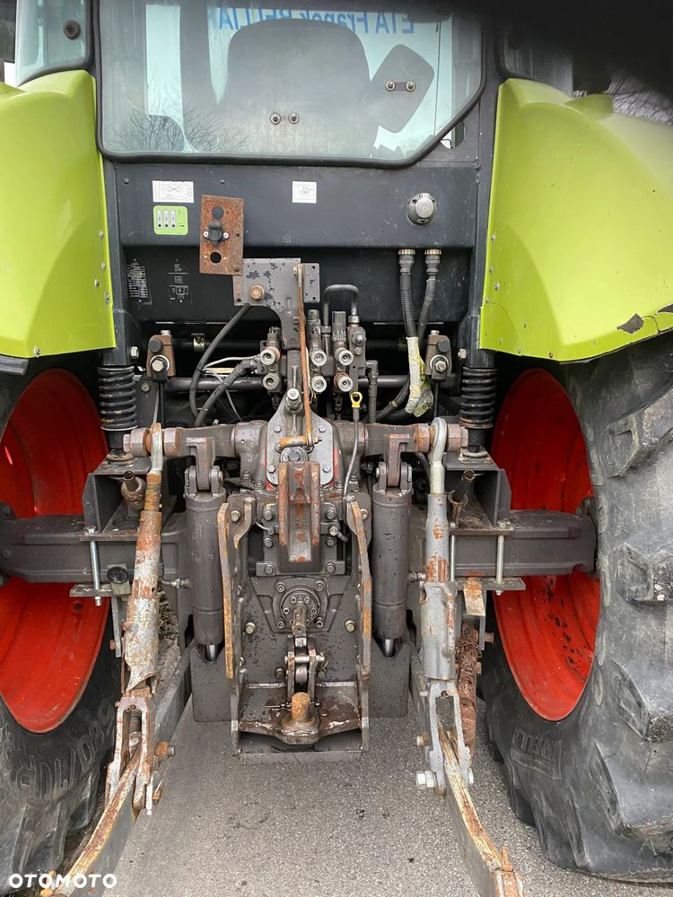 Claas Arion 620 C - 10