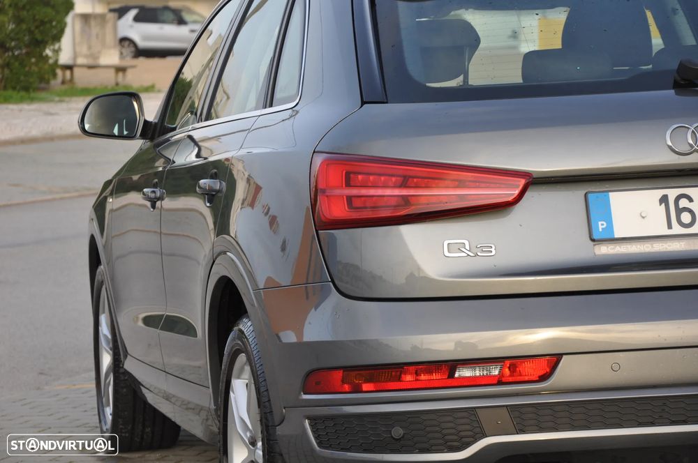 Audi Q3 2.0 TDI S-line - 19