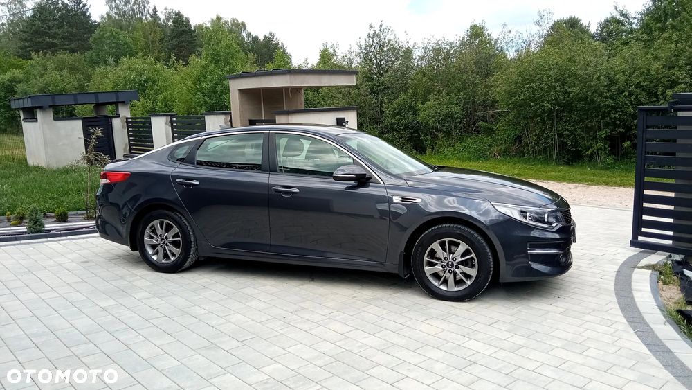 Kia Optima - 10