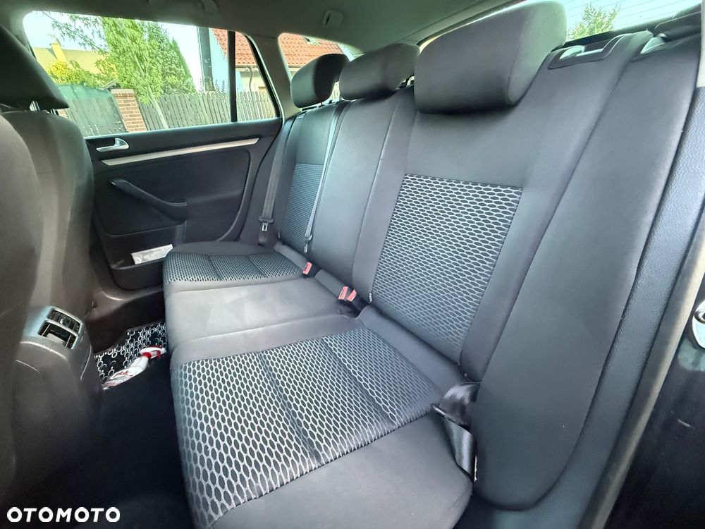 Volkswagen Golf 1.6 TDI BlueMotion Trendline - 14