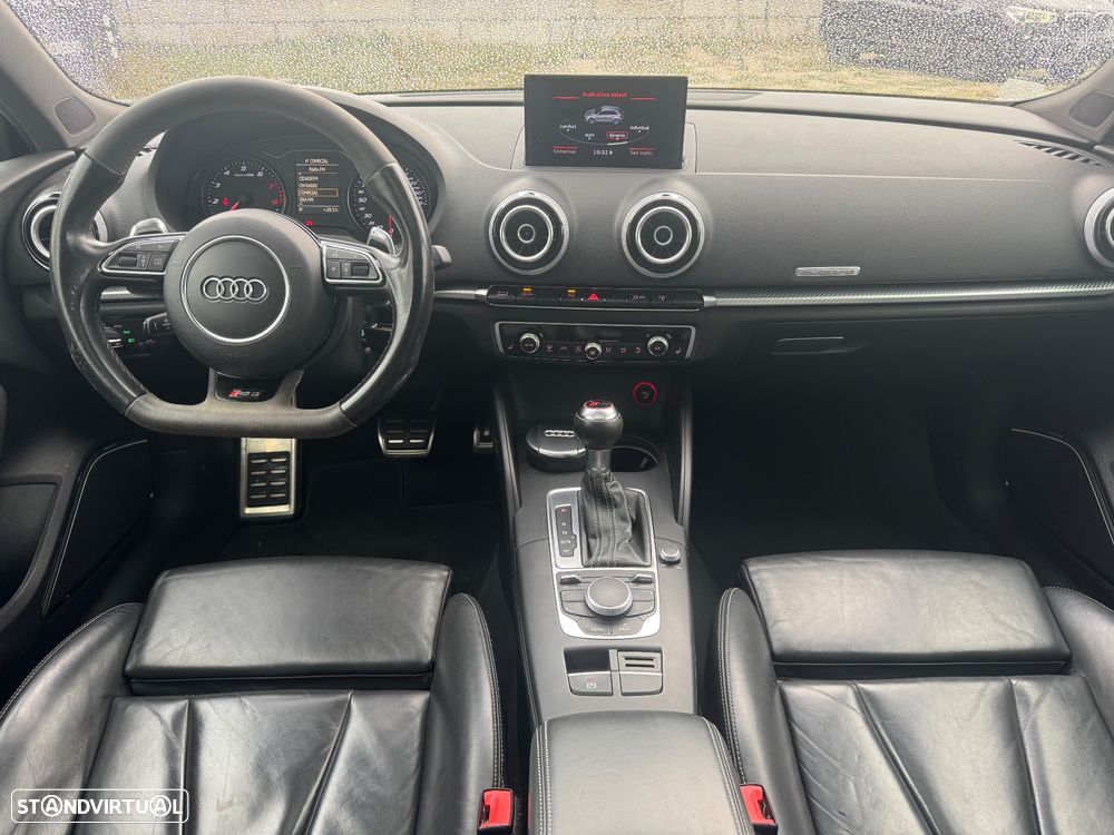 Audi RS3 Sportback 2.5 TFSI quattro S tronic - 8