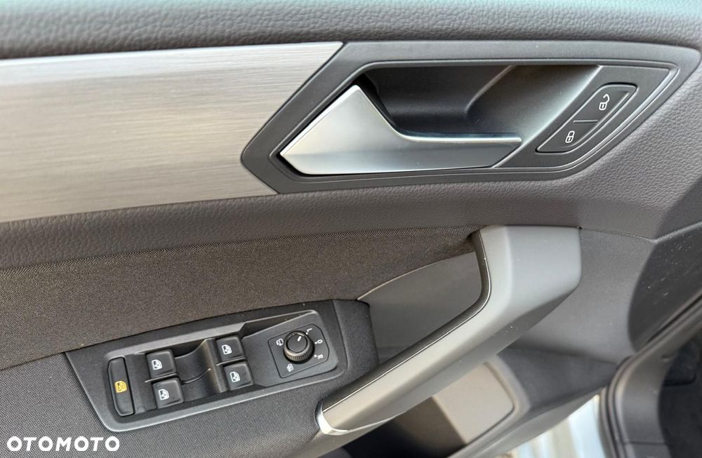 Volkswagen Touran 1.5 TSI EVO Comfortline Plus DSG - 21