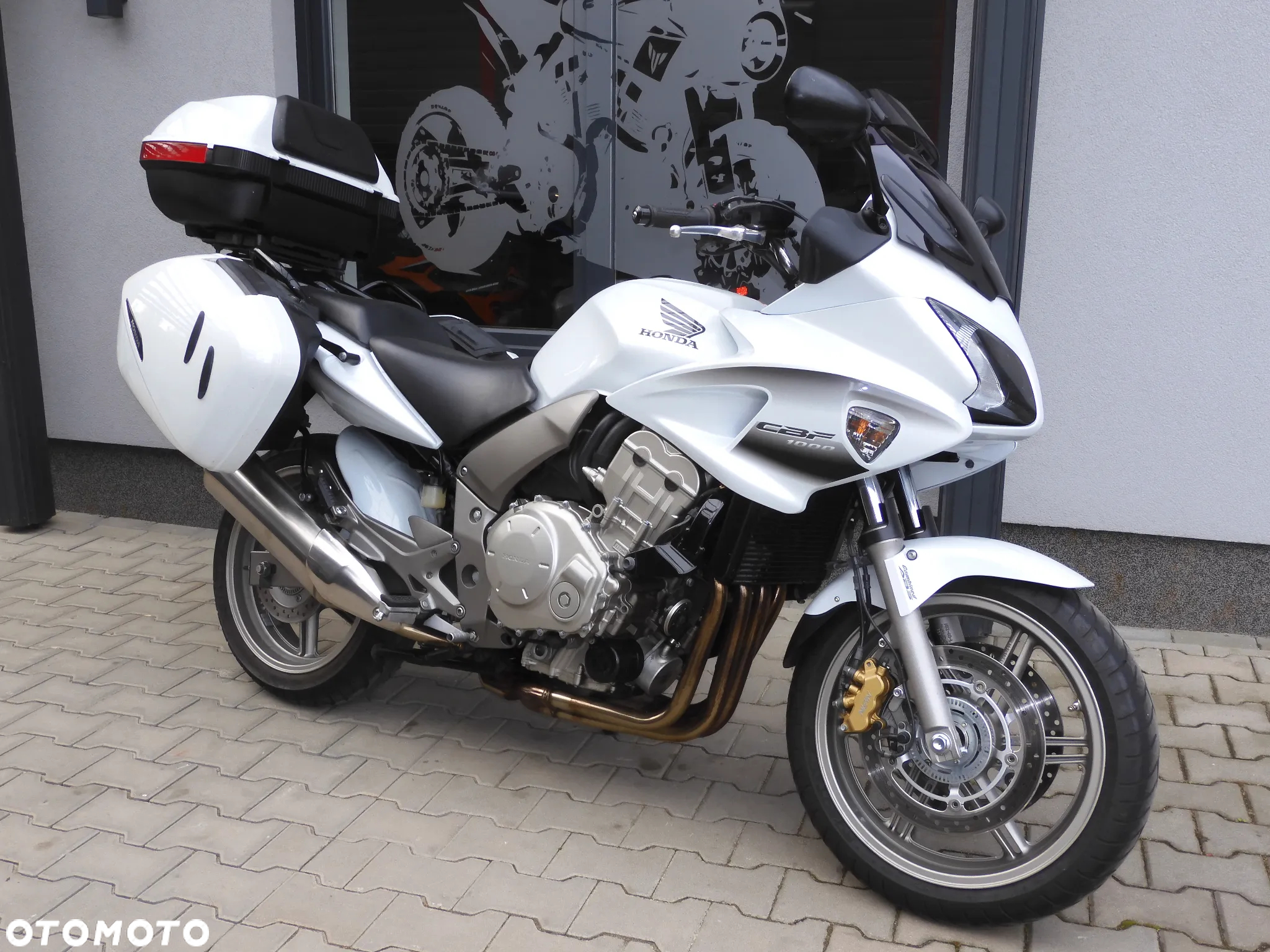 Honda CBF - 3