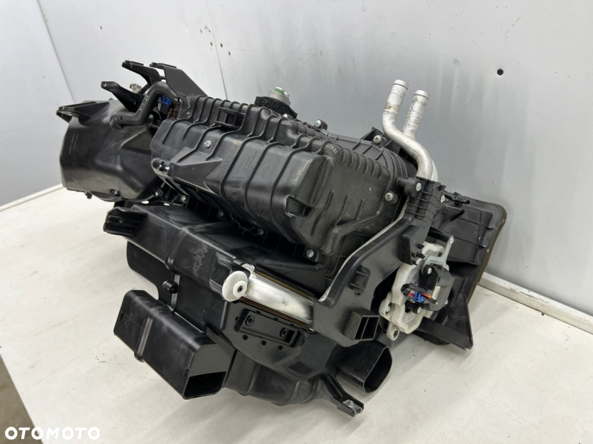 Nagrzewnica Hyundai i30 I FD 07-12r. wersja z KLIMĄ obudowa chłodnicy wody parownik klimatyzacji - 14