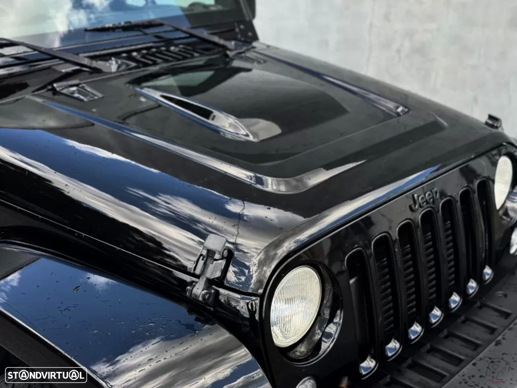 Jeep Wrangler Unlimited - 7